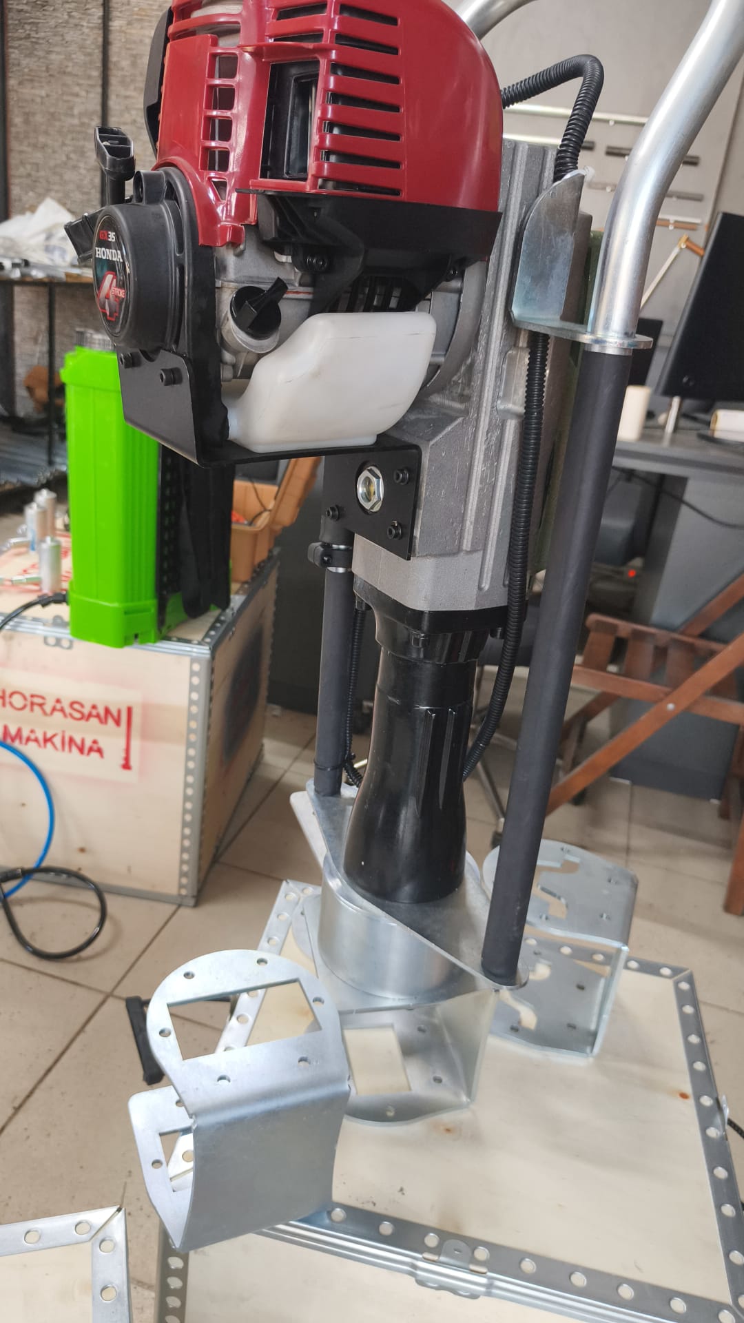 Honda Kazık Çakma Makinası